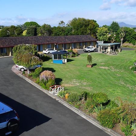 Willaway Motel Apartments Ulverstone Exteriör bild