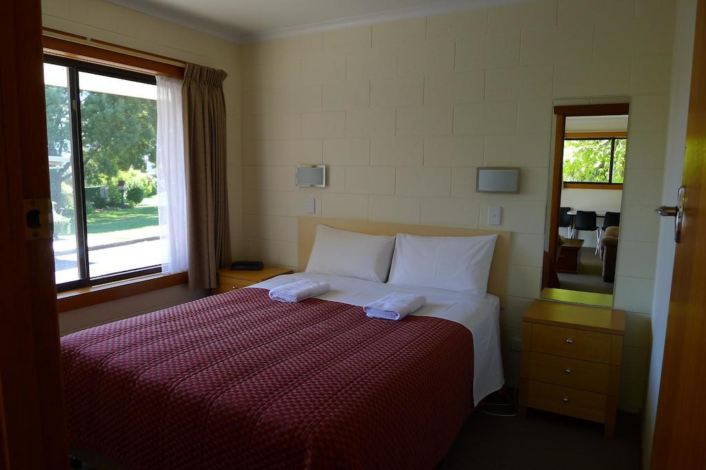Willaway Motel Apartments Ulverstone Rum bild